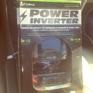 Cobra power inverter